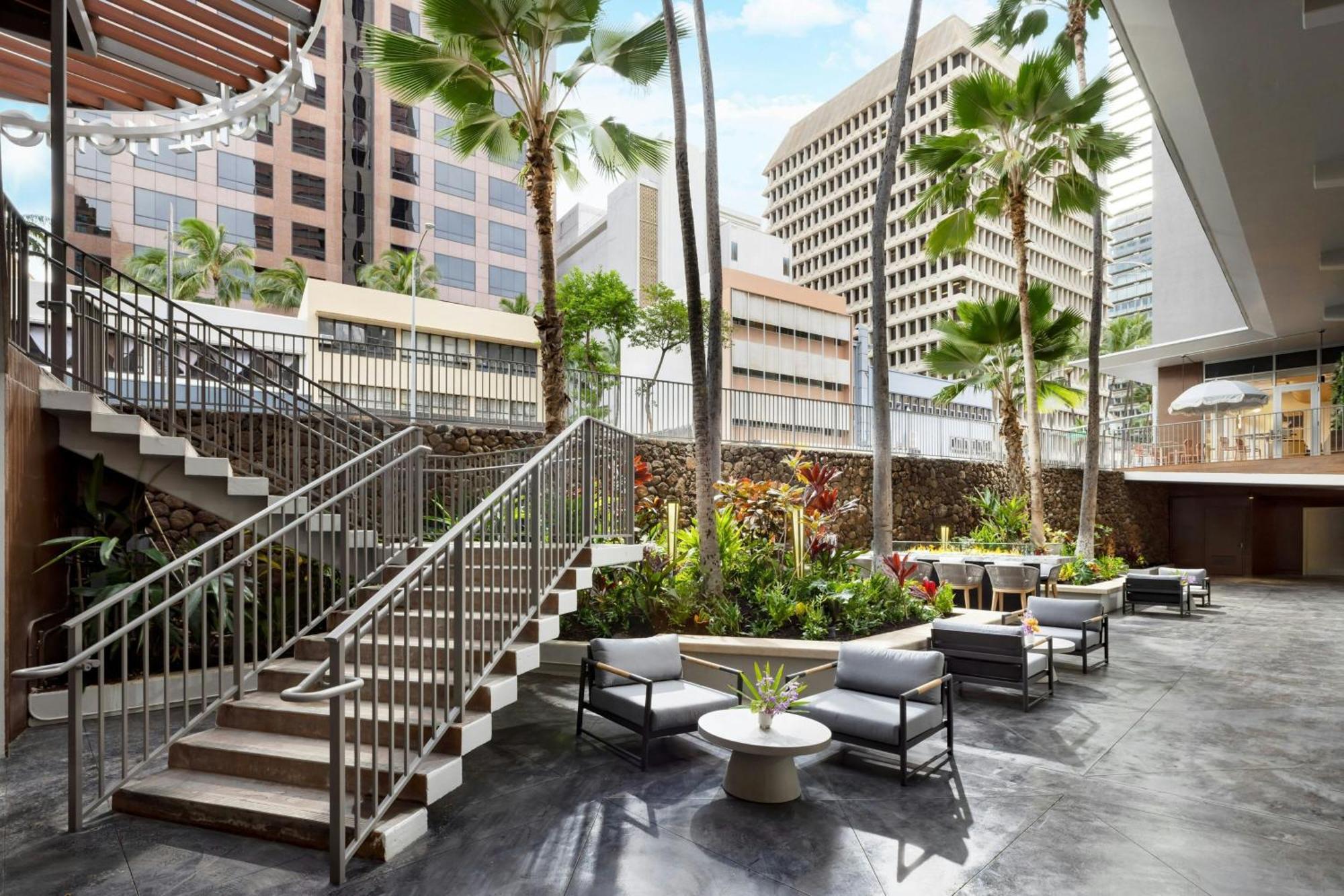 Ac Hotel By Marriott Honolulu Exterior foto